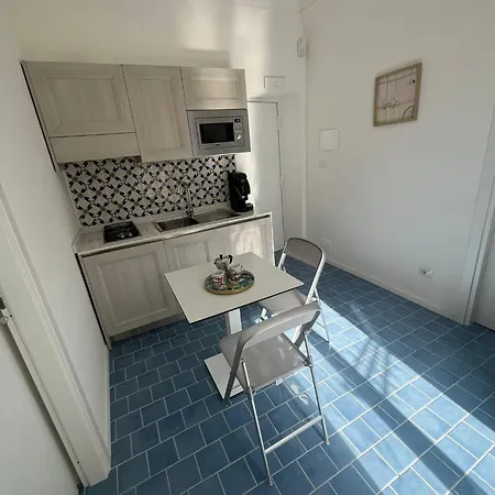 Bed & Breakfast 21 4*