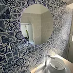 21 לינה וארוחת בוקר 3*